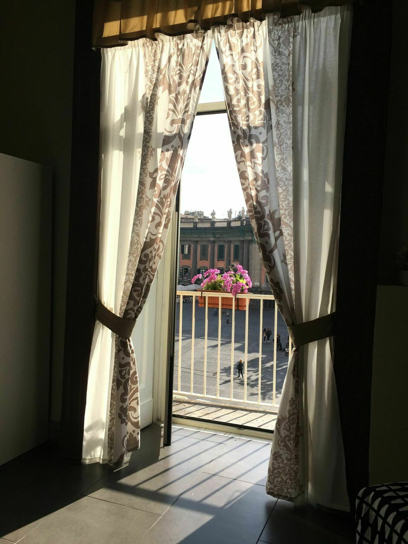 ナポリ Dante & Beatrice Bed & Breakfast エクステリア 写真