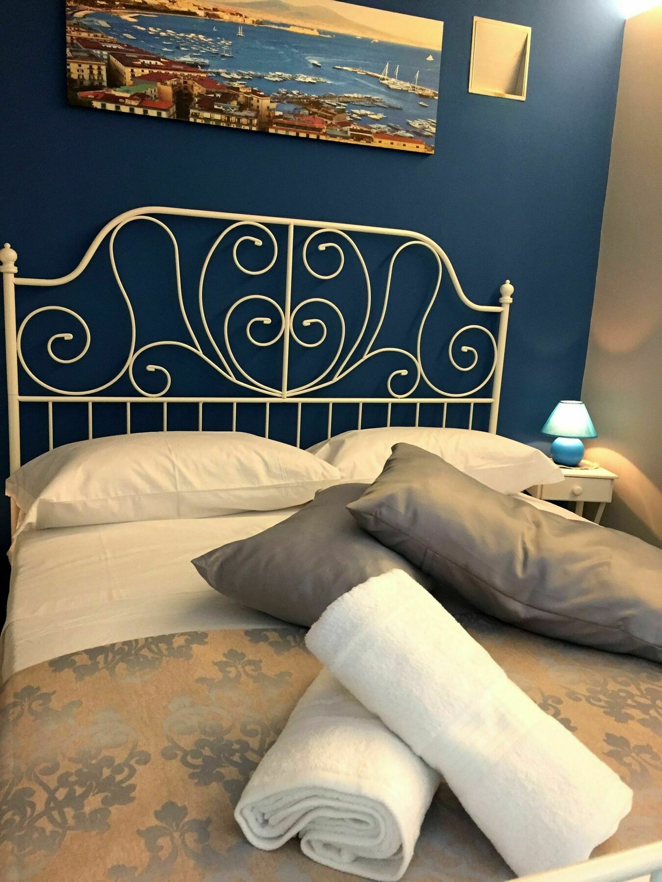 ナポリ Dante & Beatrice Bed & Breakfast エクステリア 写真